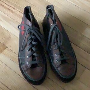 Brand new chocolate Kumfs woman’s boots. Size 40